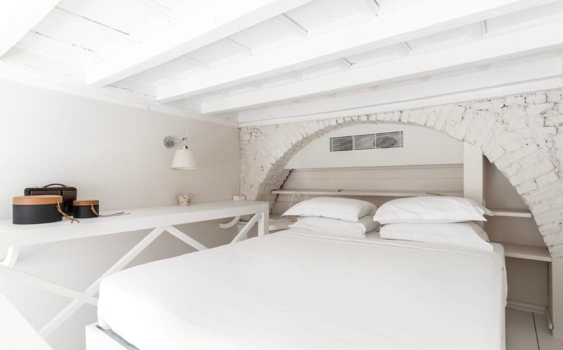 Passione Charme Apartment Milan Bagian luar foto